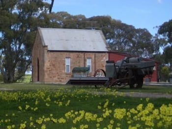 Clare Valley Cabins - Australian Directory 1