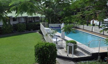 Villa Coolum - Australian Directory 1