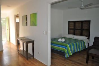 Villa Coolum - Australian Directory 4