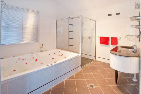 SURFBEACH HOLIDAY PARK - Australian Directory 3