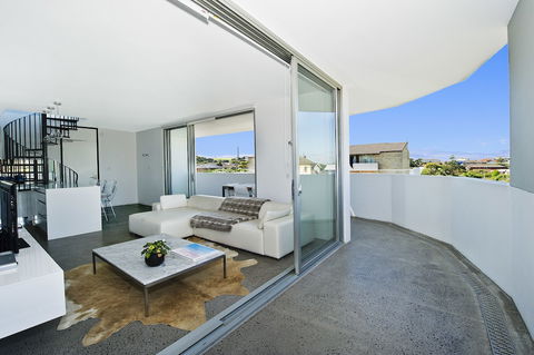 Bondi Beach Apartments - Australian Directory 2