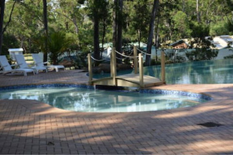 Island View Beach Resort - Australian Directory 0