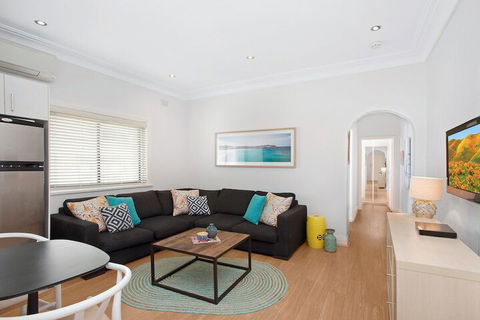 Beachside Bliss - Australian Directory 7