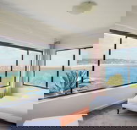Ultimate Bondi Escape 2 - Australian Directory