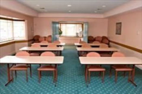 Young Federation Motor Inn - Australian Directory 6