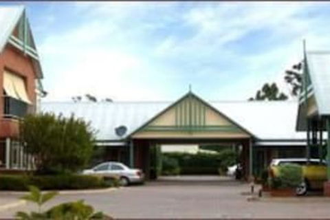 Young Federation Motor Inn - Australian Directory 2