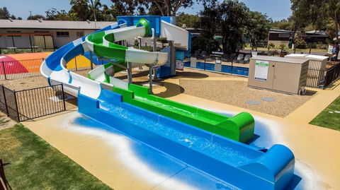 Victor Harbor Holiday & Cabin Park - Australian Directory 1