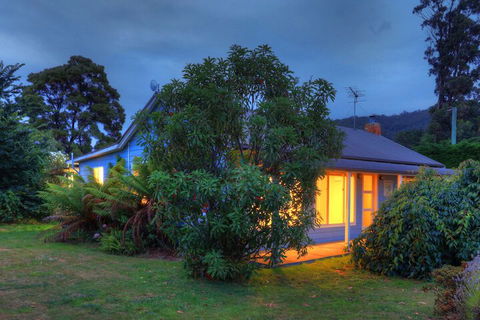 Fairwinds - Essentially Tas - Australian Directory 5