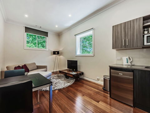 Tuck Inn Yarra Valley - Australian Directory 1