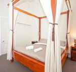 CBD Holiday Home - Australian Directory