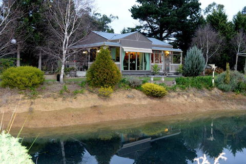 Still Waters - Australian Directory 6