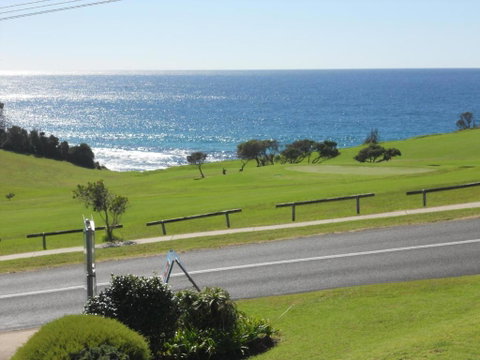 Narooma Golfers Lodge - Australian Directory 4