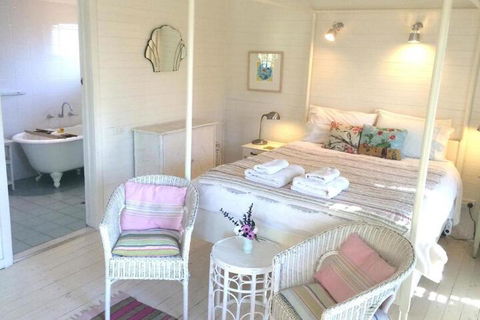 Huskisson Bed & Breakfast - Australian Directory 2