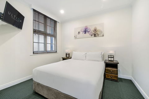 ULTIQA Rothbury Hotel - Australian Directory 2