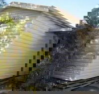 Gateway Lifestyle Lorikeet - Australian Directory