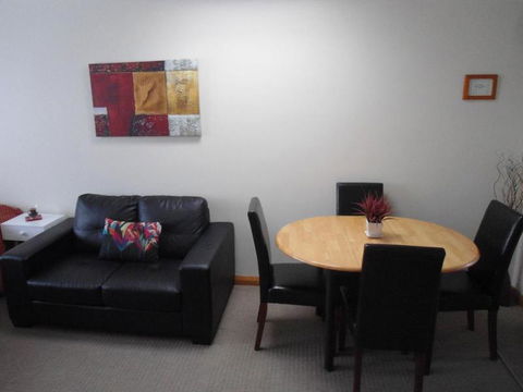 Ashwood Apartment Bellerive - Australian Directory 6