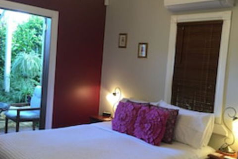 Swan Inn Bed & Breakfast - Australian Directory 0