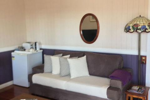 Swan Inn Bed & Breakfast - Australian Directory 4