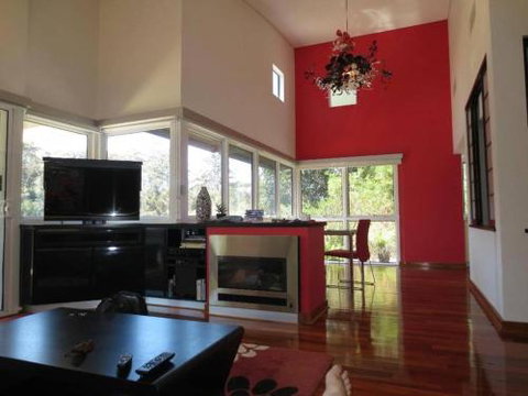 Silkwood Chalets - Australian Directory 5