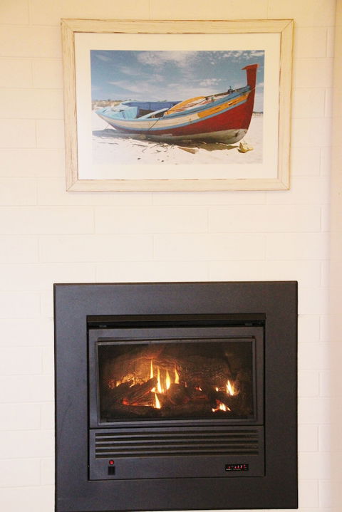 Victor Apartments - Australian Directory 0