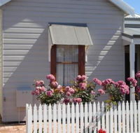 Bluebird Cottage - Australian Directory