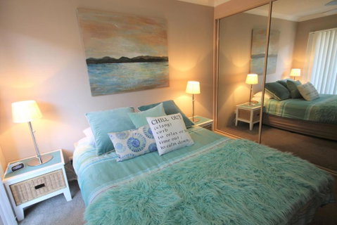 CHILL OUT LAKESIDE At FORSTER - Australian Directory 4