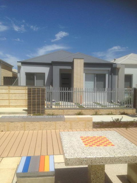 Eden Beach Holiday Getaway - Australian Directory 1