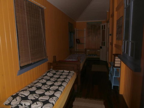 Mango Tourist Hostel - Australian Directory 1