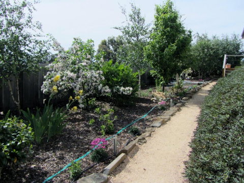 Elm Trees Accommodation At Ross - Australian Directory 3