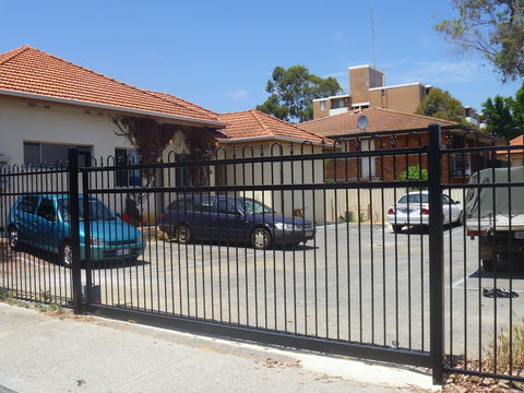 Victoria Park Lodge - Hostel - Australian Directory 0