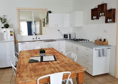 Busselton Jetty Chalets - Australian Directory 3