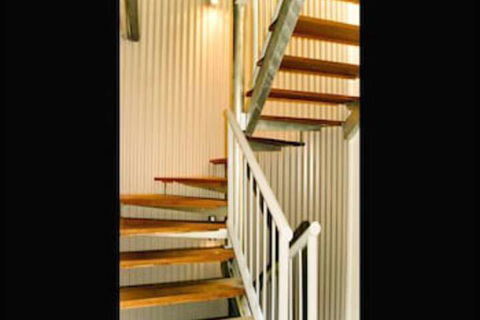 Seaspray Apartments - Australian Directory 7