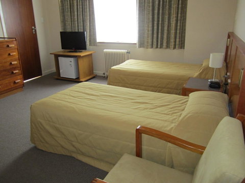 University House - ANU - Australian Directory 3