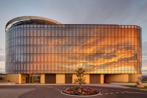 Vibe Hotel Canberra - Australian Directory 28
