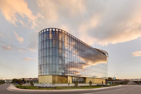 Vibe Hotel Canberra - Australian Directory 0