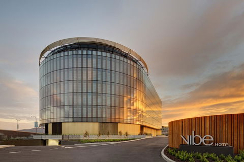Vibe Hotel Canberra - Australian Directory 30