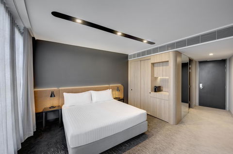 Vibe Hotel Canberra - Australian Directory 11