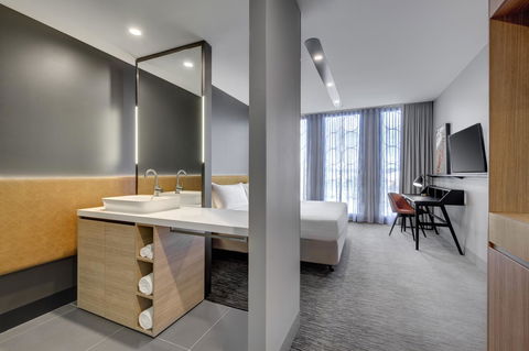 Vibe Hotel Canberra - Australian Directory 43