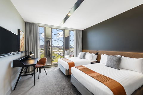 Vibe Hotel Canberra - Australian Directory 17