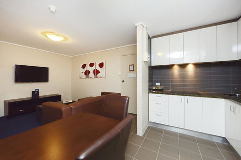 Ibis Styles Canberra - Australian Directory 36