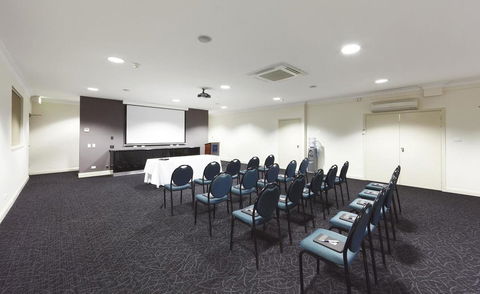 Ibis Styles Canberra - Australian Directory 14