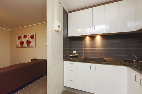 Ibis Styles Canberra - Australian Directory 12