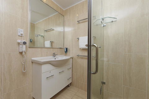 Ibis Styles Canberra - Australian Directory 11