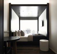 Little National Hotel - Australian Directory
