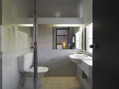 Brassey Hotel - Managed By Doma Hotels - Australian Directory 12