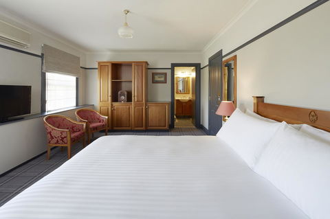 Brassey Hotel - Managed By Doma Hotels - Australian Directory 6