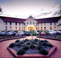 Mercure Canberra - Australian Directory