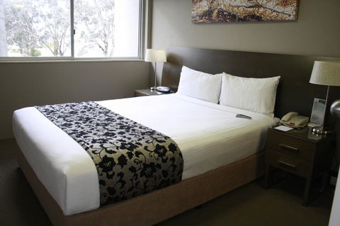 Pavilion On Northbourne - Australian Directory 8