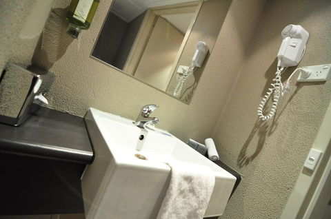 Pavilion On Northbourne - Australian Directory 21