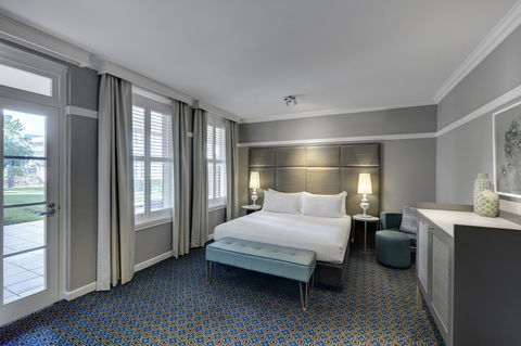 Hotel Kurrajong Canberra - Australian Directory 11